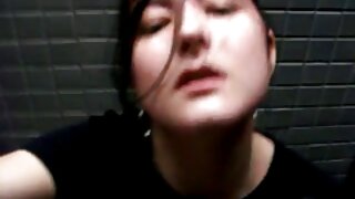 Brunette video bokep anal mengisap kontol