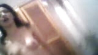 Busty webcam MILF dengan bokep hotel bibir vagina besar